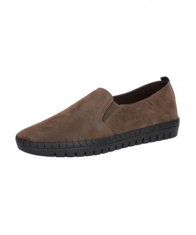 Women's Fresh Slip On Sneakers Brown Matte $33.15 Shoes