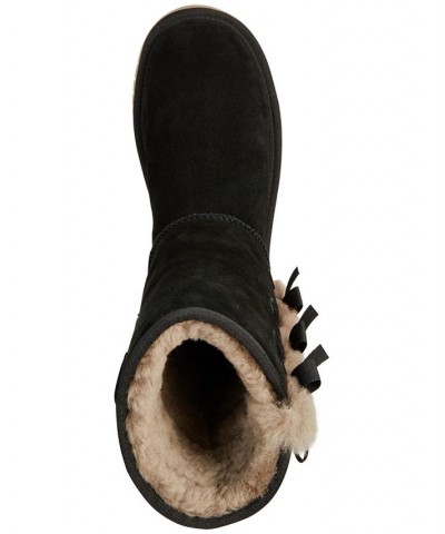 Women's Victoria Boots PD01 $52.80 Shoes